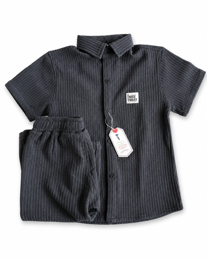 Ensemble Pour Enfant – Élégance et Confort au Quotidien